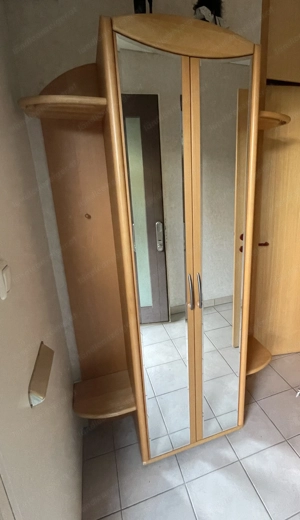 Garderobenschrank mit Spiegeltüren Bild 4