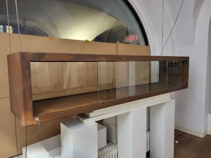Vitrine Stahl Bild 4