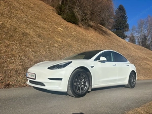 Tesla Model 3  Allrad Long Range Bild 4