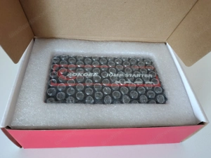 AOKOEE Jump Starter 12V   Starthilfe Powerbank   Neu   Auto Motorrad Bild 2