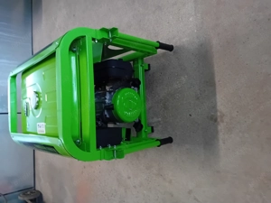 Stromerzeuger Generator  Bild 2