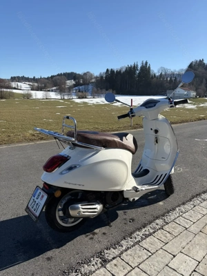 Vespa Primavera 125 ABS Bild 2