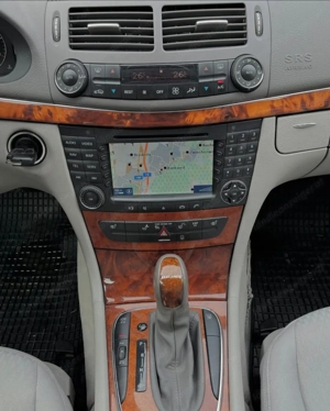 Mercedes Benz E280 CDI Bild 9