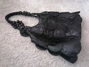 Handtasche   Damen, schwarz, Leder-Optik, extravagant Bild 2