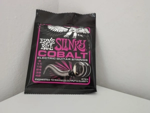 Ernie Ball Slinky Cobalt 2723   Electric Guitar Strings (09 42) Bild 2