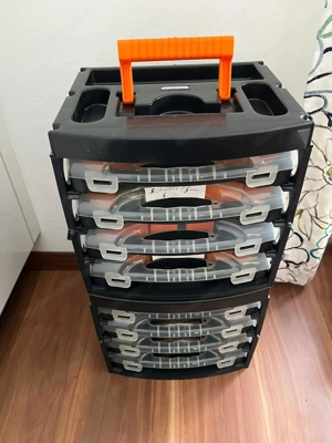 Perlenkoffer Nr. 3 mit verschiedenen Material (z.B Perlen) für DIY-Basteln Bild 4