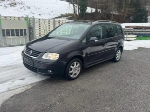 VW Touran  Bild 5