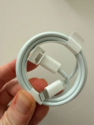 Apple iPhone 14 Pro   128 GB   Gold   neuwertig   inkl. Zubehör Bild 4