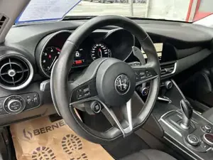 Alfa Romeo Giulia Bild 10