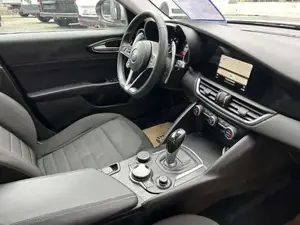 Alfa Romeo Giulia Bild 16