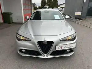 Alfa Romeo Giulia Bild 2