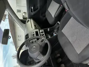 VW Polo Baujahr 2011 - Top gepflegt und viele Neuteile Bild 5