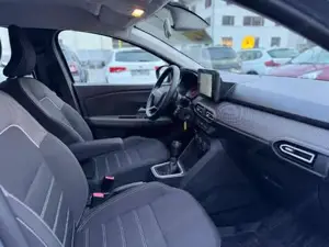 Dacia Sandero Bild 8