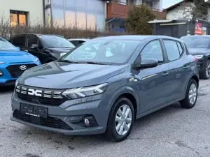 Dacia Sandero Bild 3