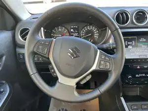 Suzuki Vitara Bild 13