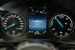 Mercedes-Benz eVito 129 Tourer PRO Lang LED KlimaA el.Heck ACC Bild 5