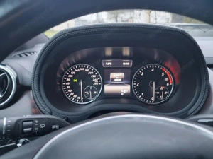 Mercedes Benz B200   AHK Panorama Automatik  Leder 8-fach bereift  Bild 6