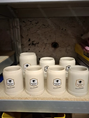 Mohrenbräu Mohrenbräu Bierkrüge Brauerei Dornbirn