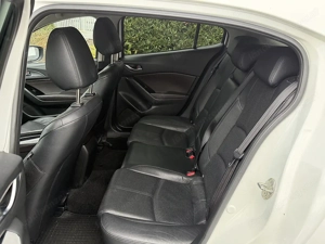 Mazda 3 Sport CD150 Revolution Top 2017  Bild 8