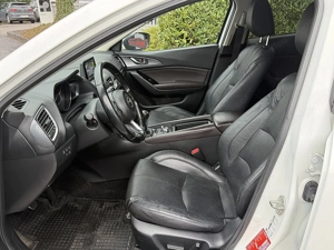 Mazda 3 Sport CD150 Revolution Top 2017  Bild 10