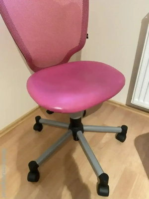 Pinkfarbener Drehstuhl mit Netzrücken - höhenverstellbar, guter Zustand