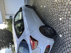 Hyundai i10 1,0 Run Limousine Bild 3