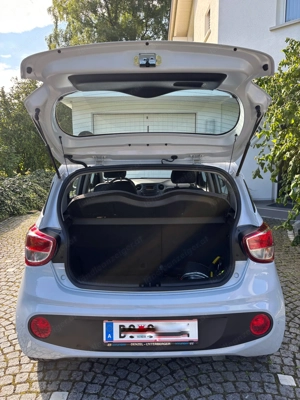 Hyundai i10 1,0 Run Limousine Bild 4