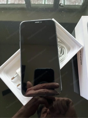 iPhone XR 128 GB Bild 3