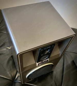 Hifi-Lautsprecherboxen von Hans Deutsch, hergestellt in den 1970er Jahren von ATLANTIC München. Bild 3