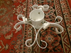 Christbaumständer aus Metall Bild 2