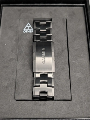 Original GARMIN Titan-Armband (belüftet) | QuickFit 26mm | für Fenix 8   7X   6X   Epix 51mm Bild 3