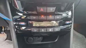 Peugeot 2008 Bild 12