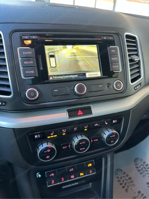 VW Sharan CUP 2,0tdi Bild 9