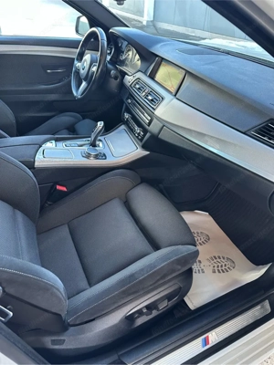 BMW 520d M-Sportpaket Bild 8