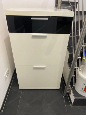 Garderobe gesamt Bild 5