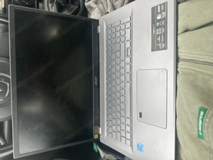 Acer Aspire 5 17 Bild 3