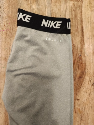 Nike dry fit hose 