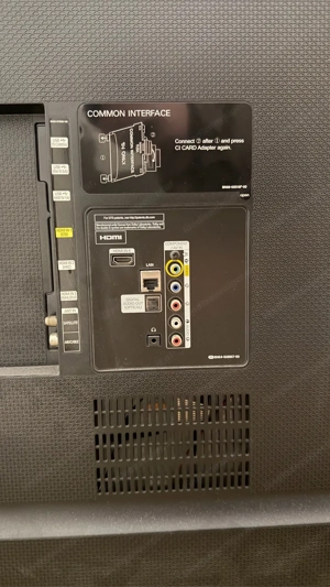 Samsung Smart TV 60 Zoll Bild 3