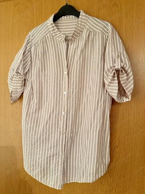 Modische, leichte Bluse in Beige - Gr. 40 - neuwertig Bild 2