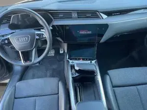 Audi Q8 Bild 10