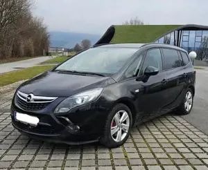Opel Zafira Bild 2