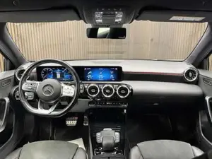 Mercedes-Benz A 180 Bild 8