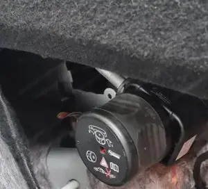 Mercedes Benz B200   AHK Panorama Automatik  Leder 8-fach bereift  Bild 7