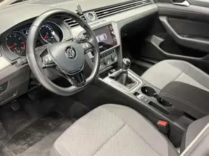 Volkswagen Passat Bild 11