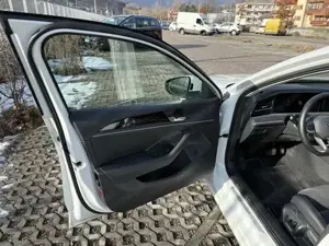 Volkswagen Passat Elegance 2.0 TDI 150 PS EZ 05.2024 Werksgarantie bis Mai 2026 Bild 7