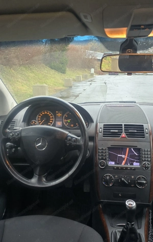 Mercedes-Benz A200 Elegance Bild 7