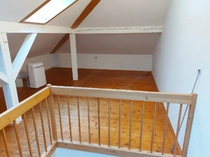 Helle Maisonettenwohnung mit Dachgeschossstudio  Bild 7