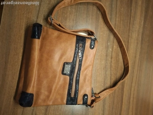 Kunstlederumhängetasche