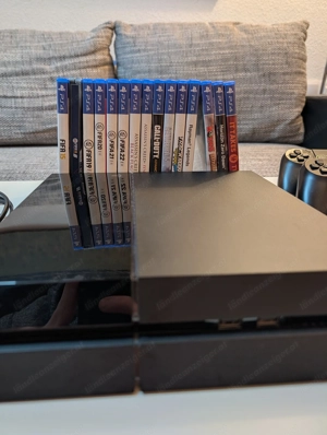 PlayStation 4 Set - Konsole, 3 Controller, 15 Spiele Bild 2
