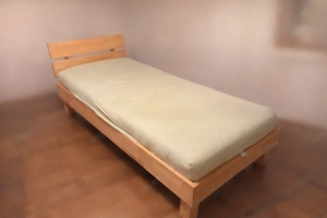Massivholz-Einzelbett 90 200 cm aus Kernbuche   inkl. Lattenrost & Matratze